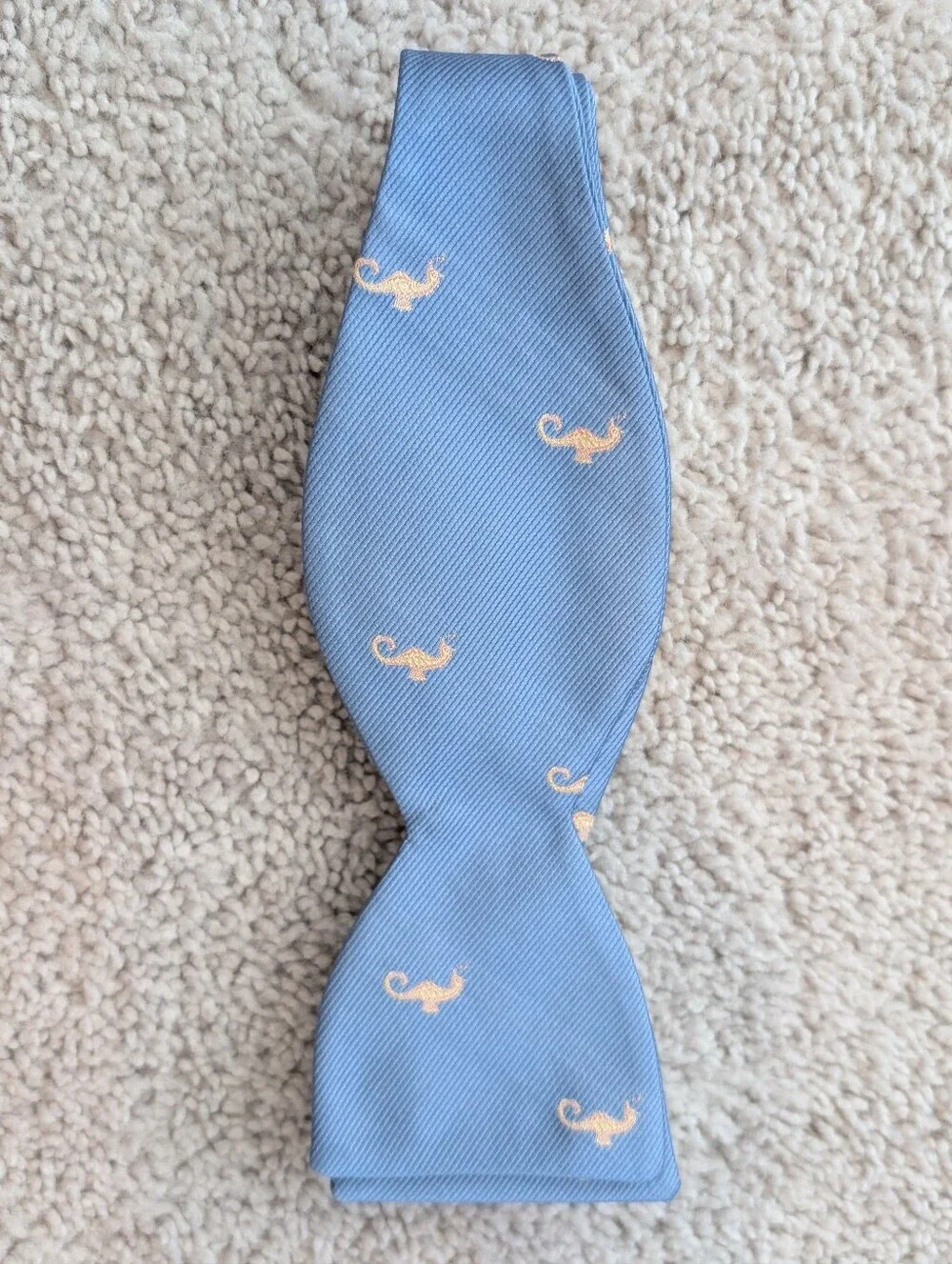 J. McLaughlin Blue Coral Seahorse Bow Tie Nautical Beach 100% Silk Adjustable